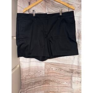 ANN TAYLOR SIGNATURE SHORTS - NEW size 14 BLACK